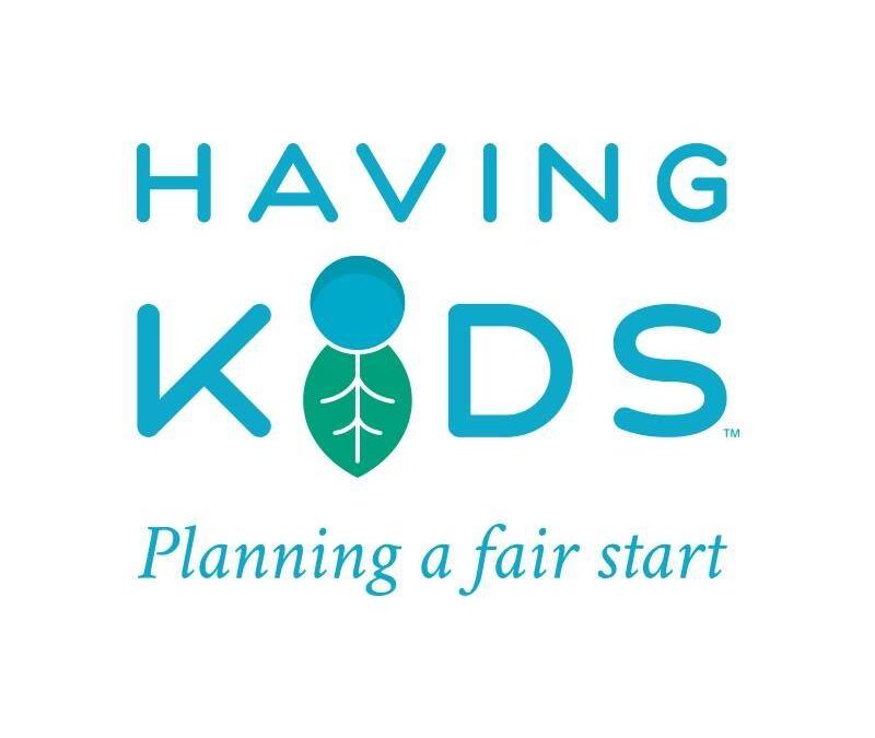 having-kids-social-media-logo